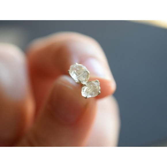 Sterling silver stud earrings, alternative diamond, uncut natural gemsto… - Picture 1 of 5